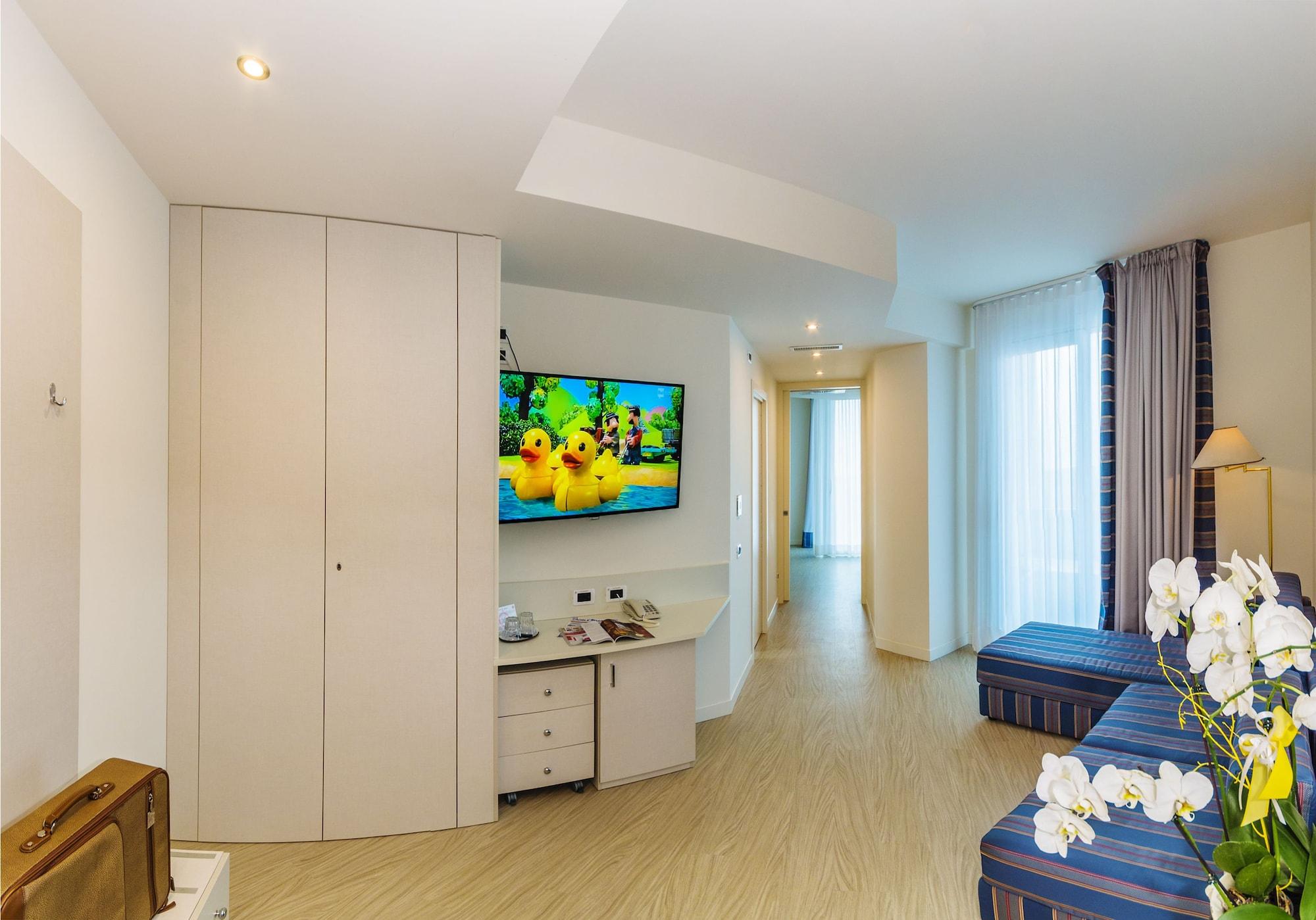 Panoramic 4*