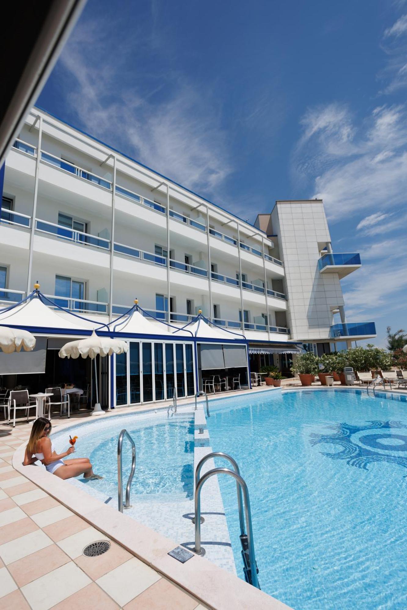 Panoramic Hotel 4*